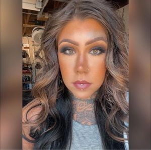 Meet your Posher, Mackenzie